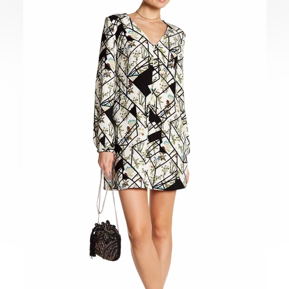 WAYF White Geometric Print Hendrix‎ Dress Sz. M NWT